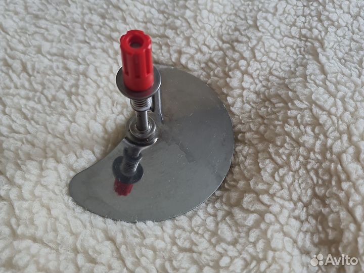 Запчасть шнек от мельницы Фантазия tupperware