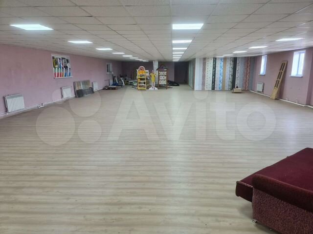 Офис- склад 400 м²