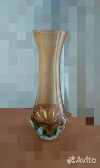 Ваза стеклянная