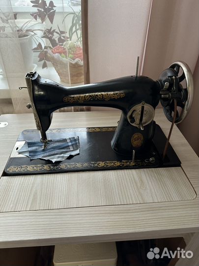 Швейная машинка ножная Подольск