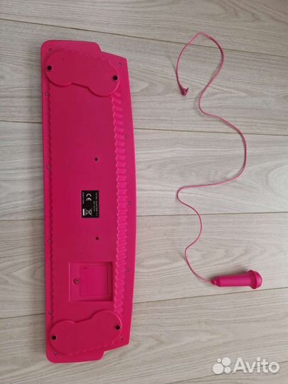 Игрушечное пианино с микрофоном