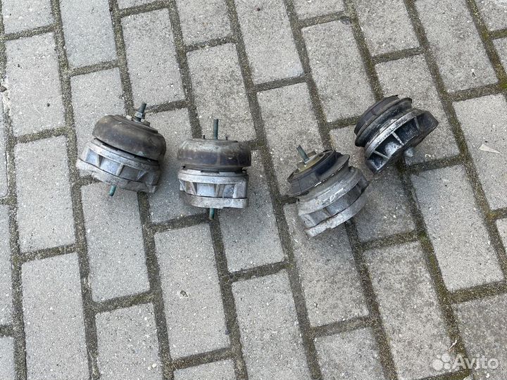 Подушка двигателя Ауди