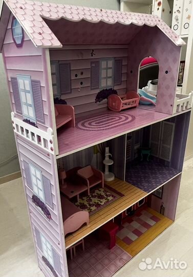 Кукольный домик для Барби с мебелью