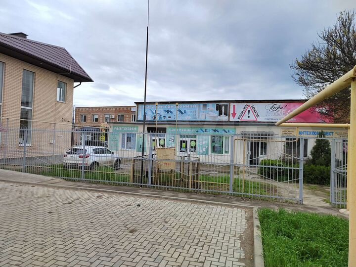 Торговая площадь, 65 м²