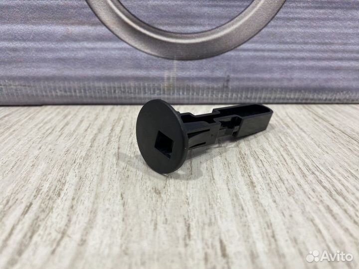 Кронштейн крепление Опора радиатора Renault scenic