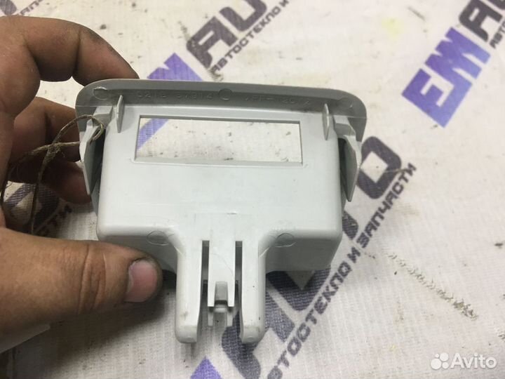 Заглушка ремня безопасности Мазда сх-7