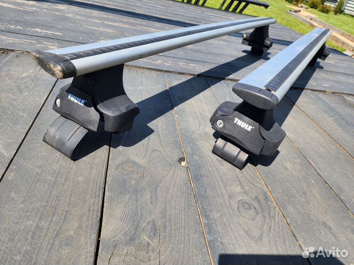 Багажник на крышу автомобиля Thule