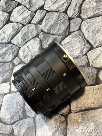 Зеркальный фотоаппарат canon 600d