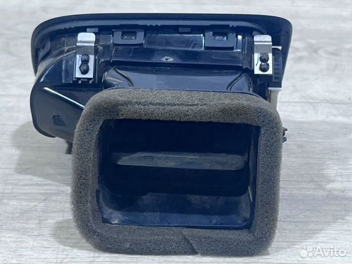 Дефлектор воздушный Volkswagen Polo Sed седан CFN