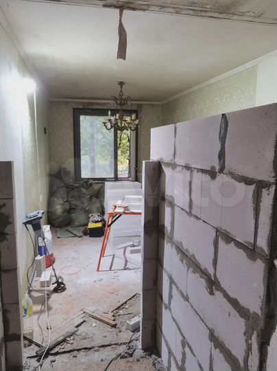 Комната 13,5 м² в 3-к., 1/9 эт.