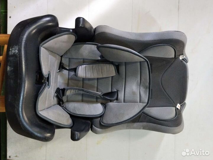 Детское кресло б/у без нижнего чехла