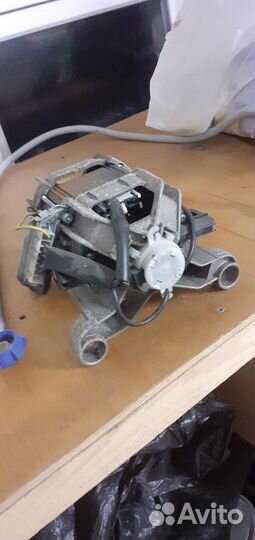 Двигататель стиральной машины
