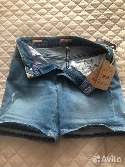 Шорты женские