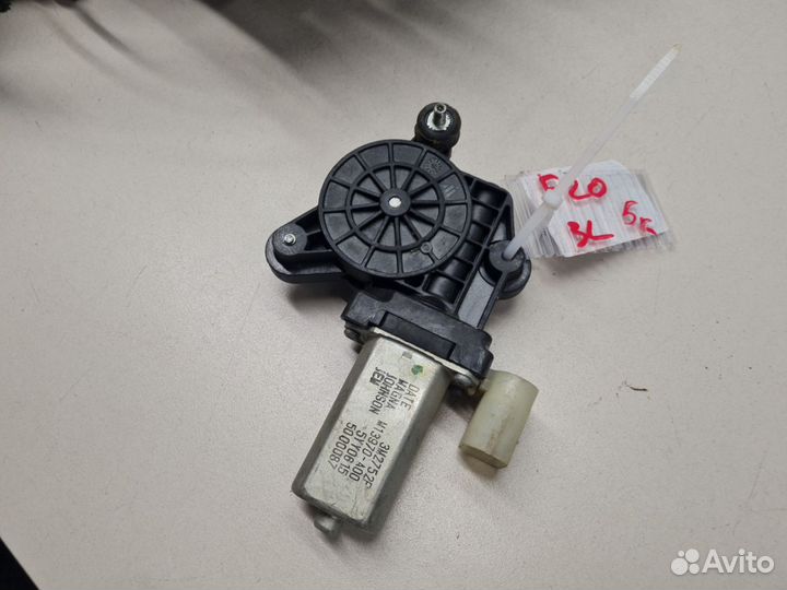 Моторчик стеклоподъёмника задний левый BMW 1 F20 F