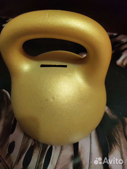 Колокольчик и копилка-гиря