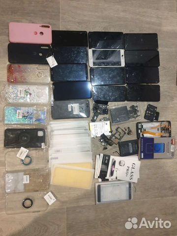 Экраны для телефонов и чехлы цена за лот