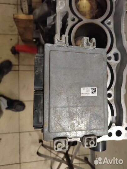 Блок управления двигателем Renault Logan 1