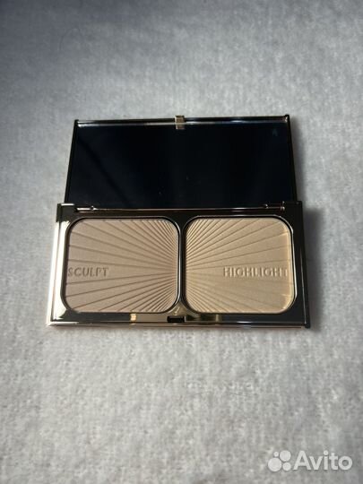 Палетка Charlotte Tilbury Light