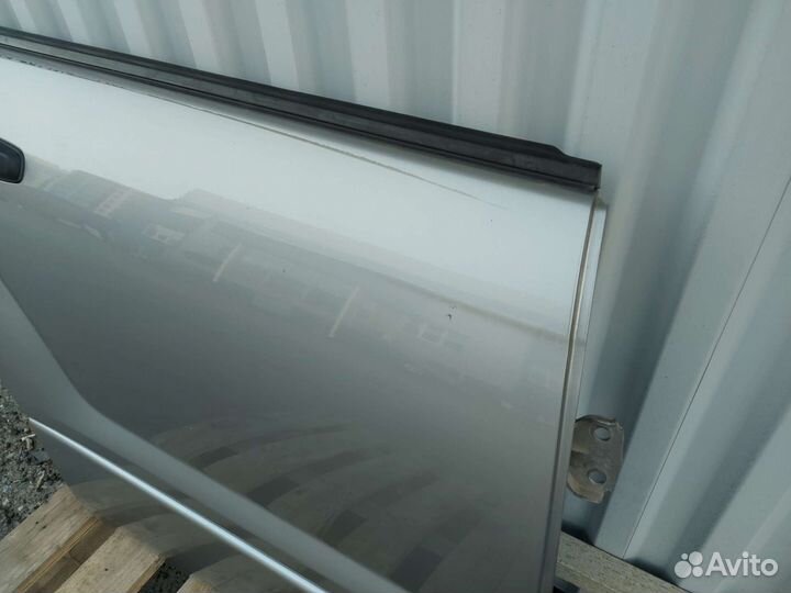 Дверь задняя Subaru Forester SG правая