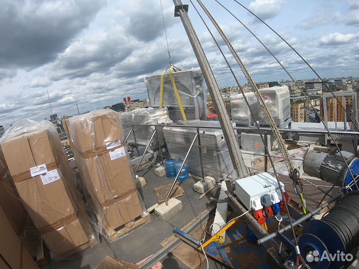 Аренда крана Пионер. Кран на крышу