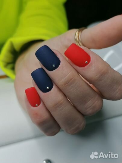 Маникюр, Педикюр