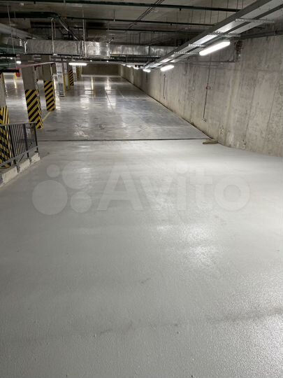 Машиноместо, 13 м²