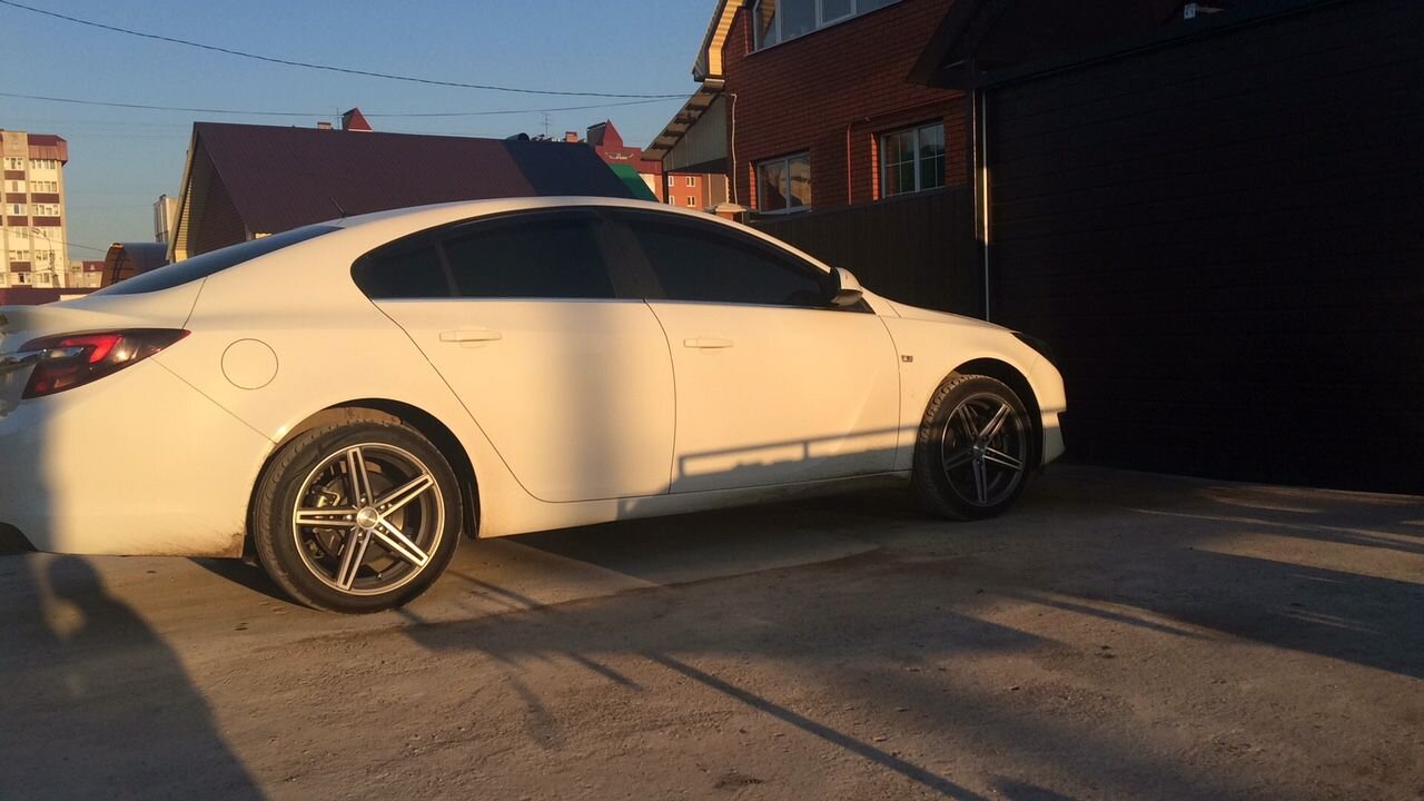 Opel Insignia: фото владельца