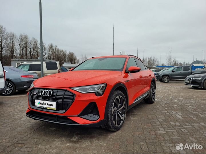 Audi e-tron 313 л.с. AT, 2021, 29 300 км