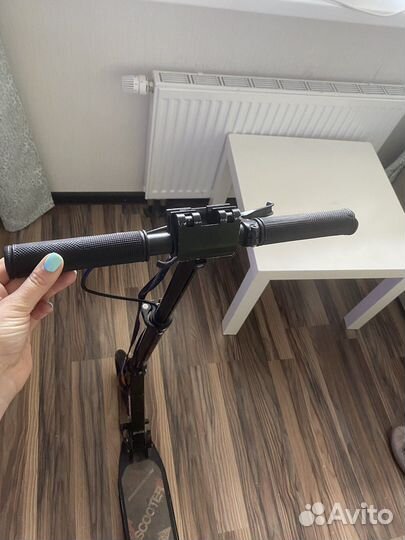 Продаю самокат Скутер