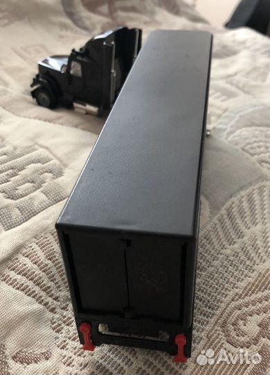 Модель грузовика Volvo