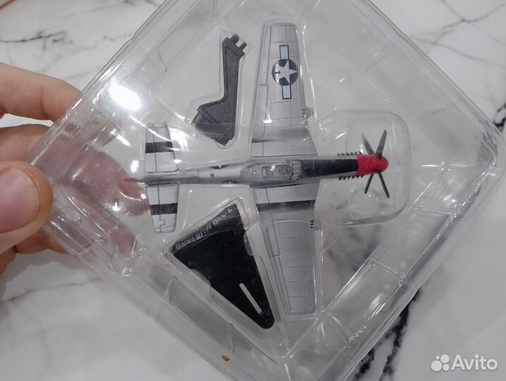 Самолет P-51 Mustang