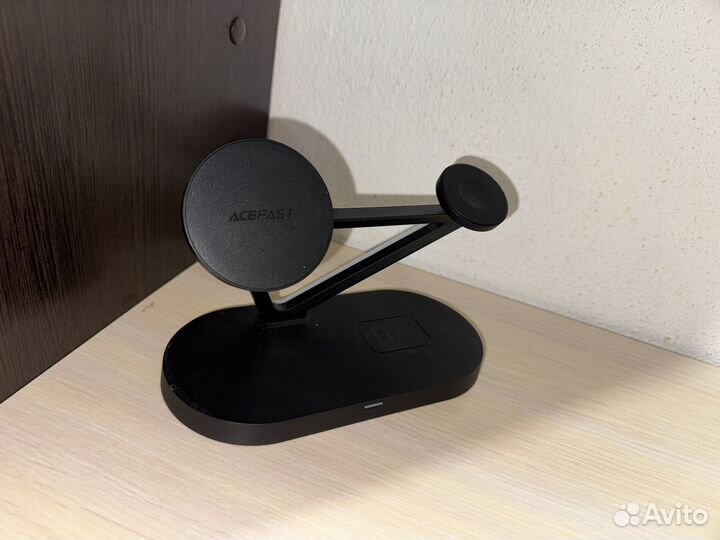 Док-станция