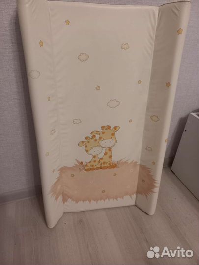 Пеленальная доска на комод