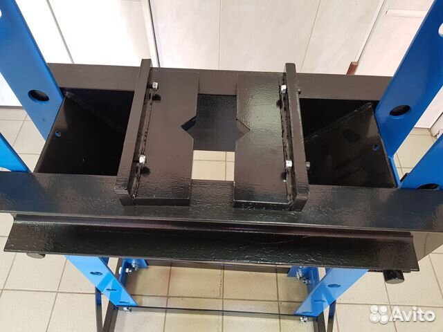 Пресс гидравлический гаражный brann BRP-30 (30 т)