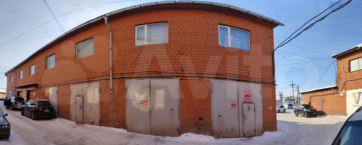 Гараж, > 30 м²