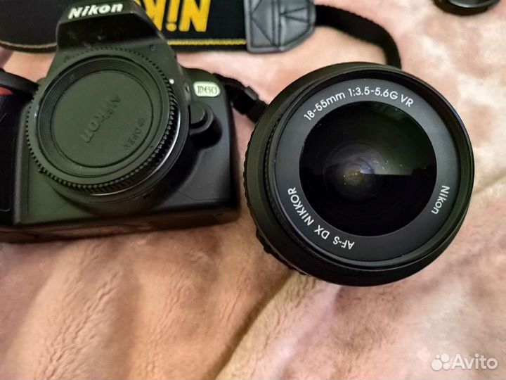 Продам фотоаппарат Nikon D60 в хорошем состоянии