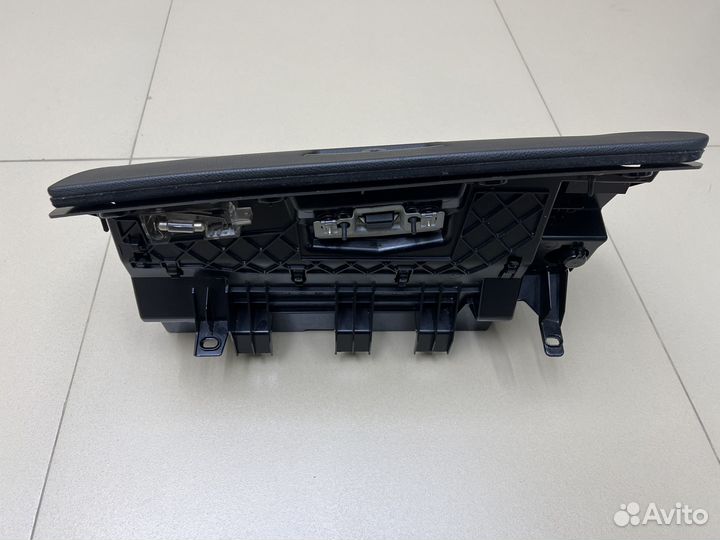 Бардачок BMW 3 E90