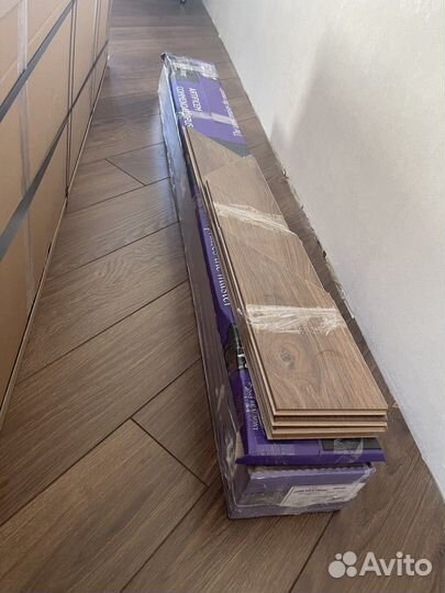 Ламинат новый остатки 1,3 коробки