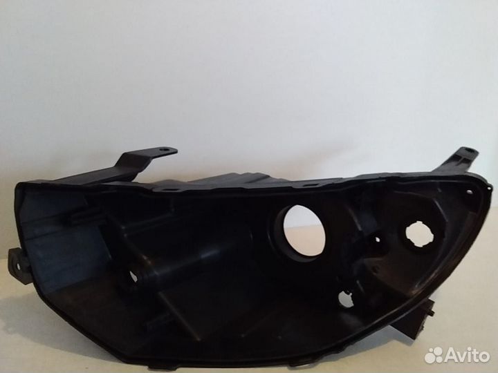 Корпус блок фары на Лада Гранта фл LADA Granta FL