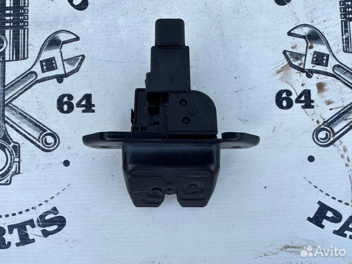 Замок крышки багажника Kia Rio X-Line Оригинал