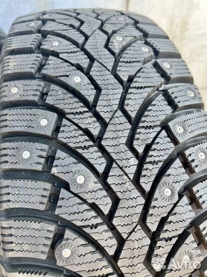 Formula Ice 215/60 R17