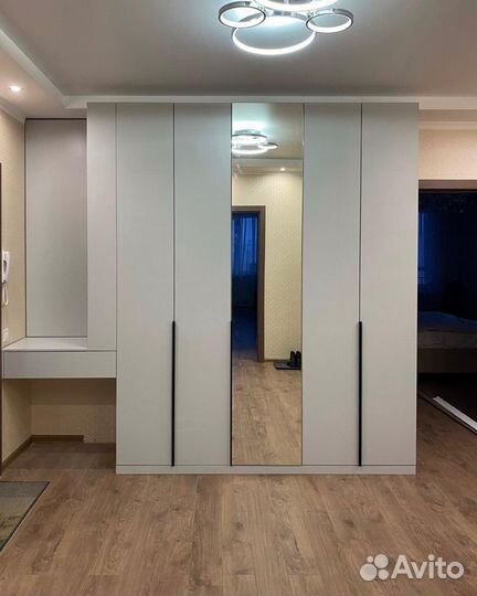 Стенка в гостиную