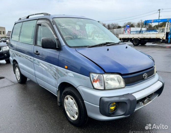 Петля капота передняя Toyota Town Ace Noah/Lite