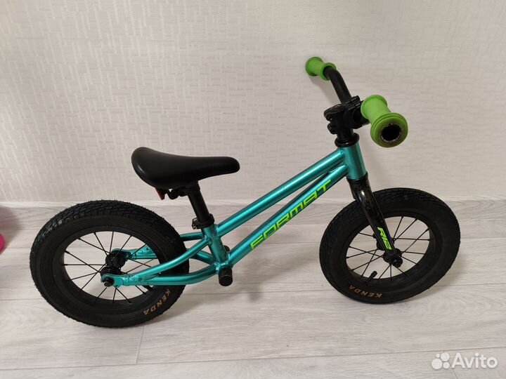 Беговел Format Runbike d-12 (2020) зеленый