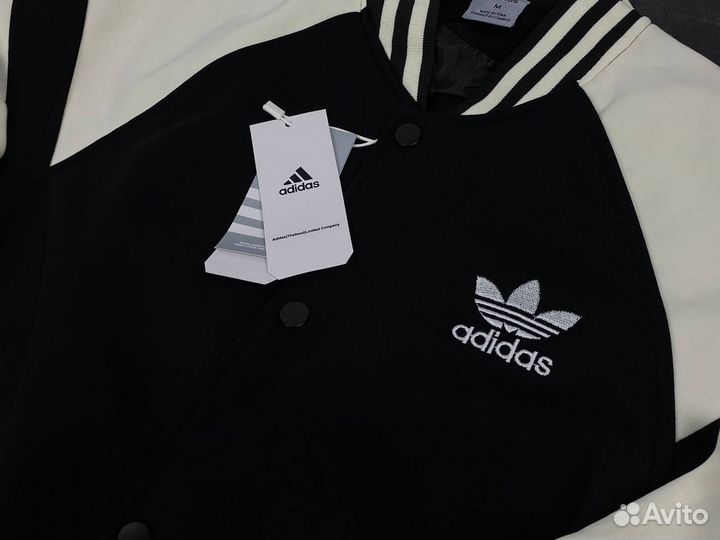 Бомбер легкая куртка Adidas мужская