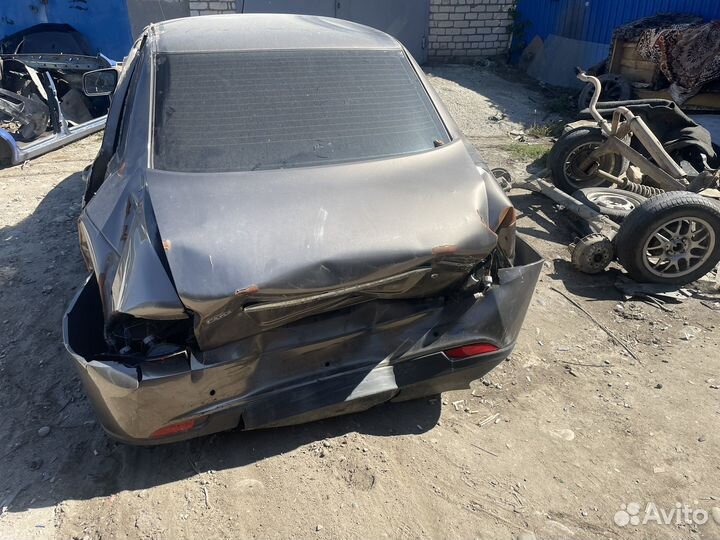 Разбирается Лада Приора 2