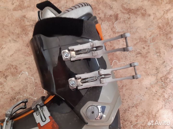 Горнолыжные ботинки fischer mx9 27.5(43)