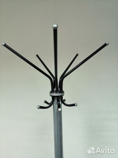 Вешалка для одежды напольная