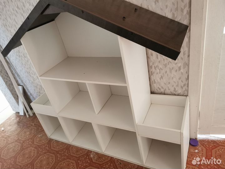 Домик в детскую комнату /стелаж /шкафчик