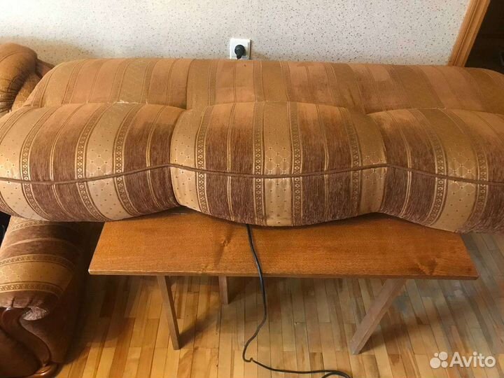 Химчистка углового дивана